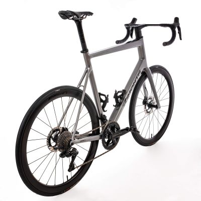 Leverbaar tot 66 cm center top.